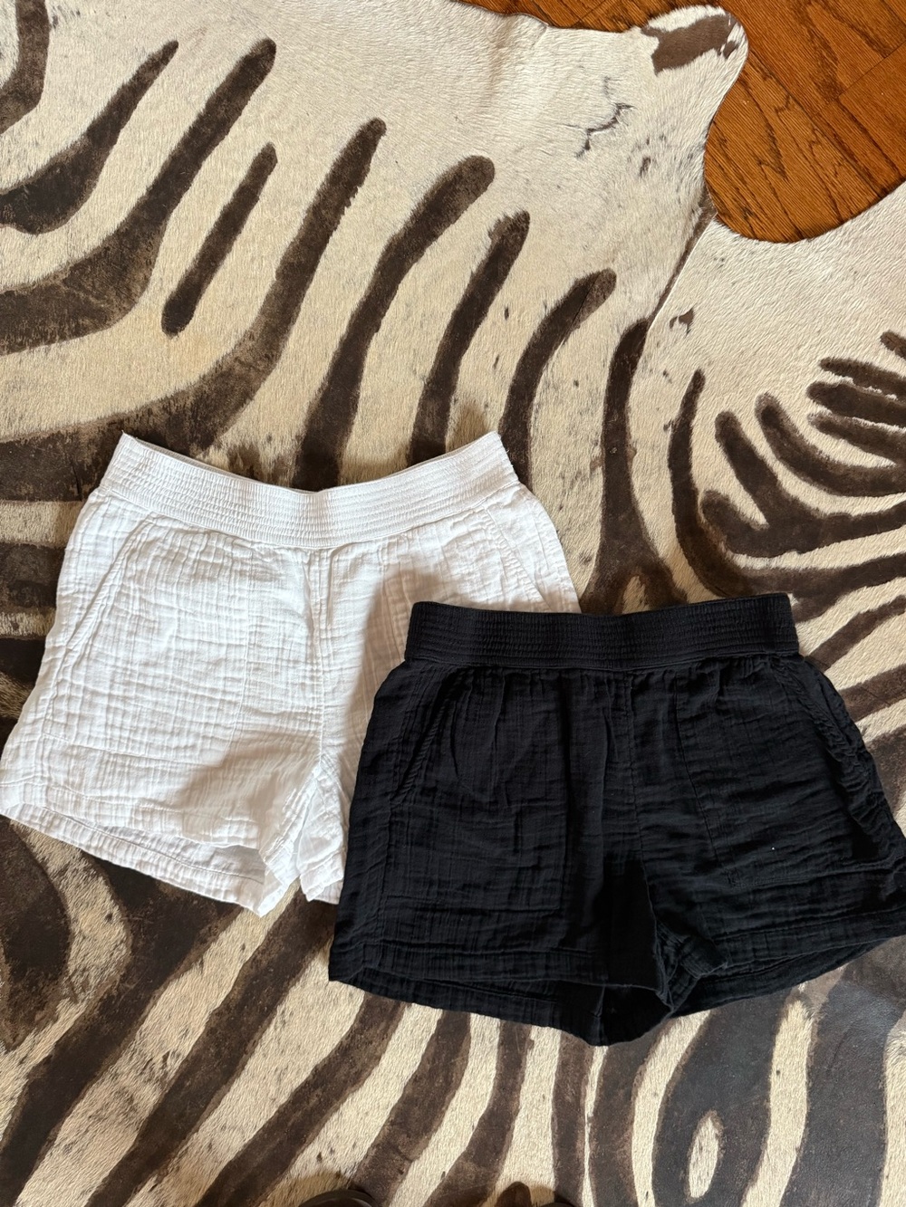 LOFT White and Black Cotton Gauze Athletic Shorts